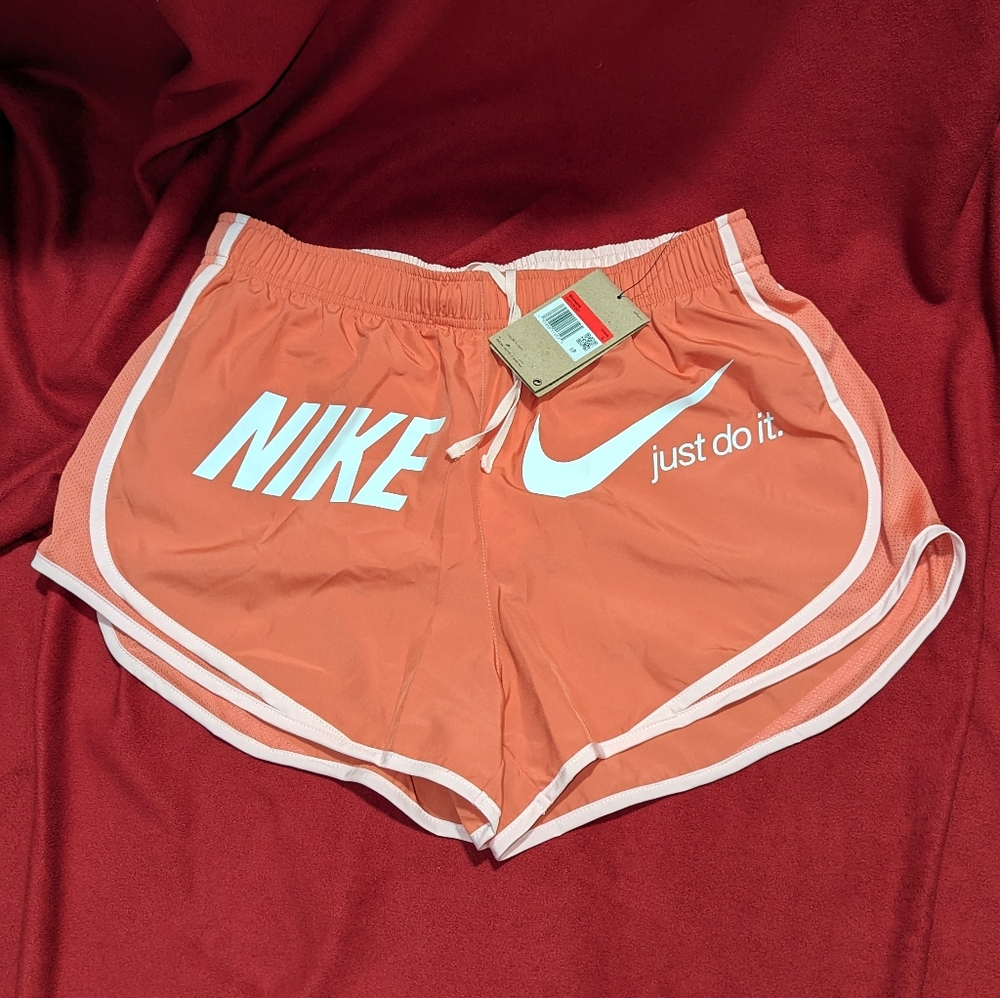 Women's Nike Tempo Shorts Peach Orange Pink Madder Root Size L Large NWT
